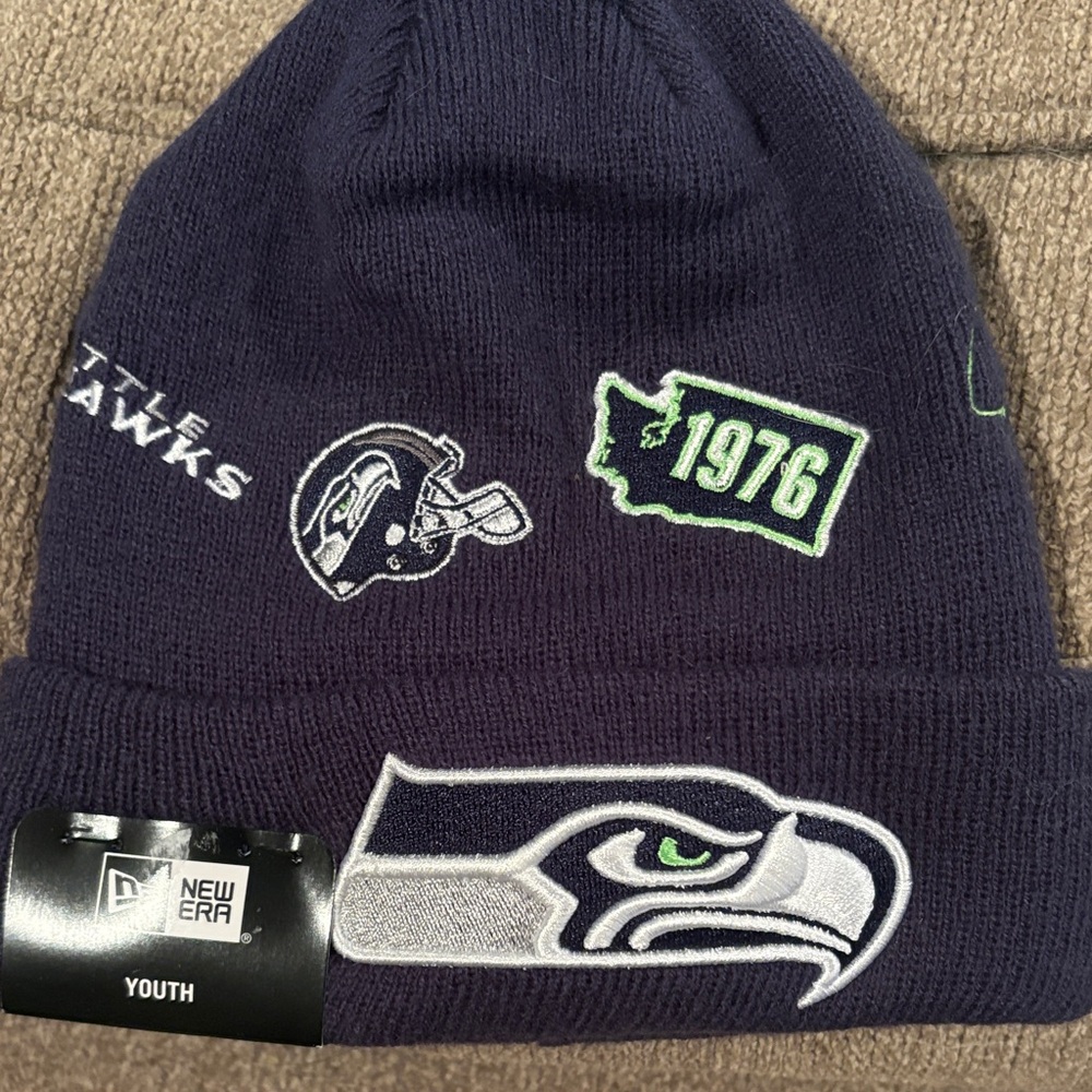New Era Navy Blue Seahawks Youth Beanie